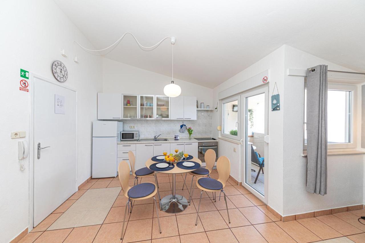 Apartment Glavica Traù Esterno foto